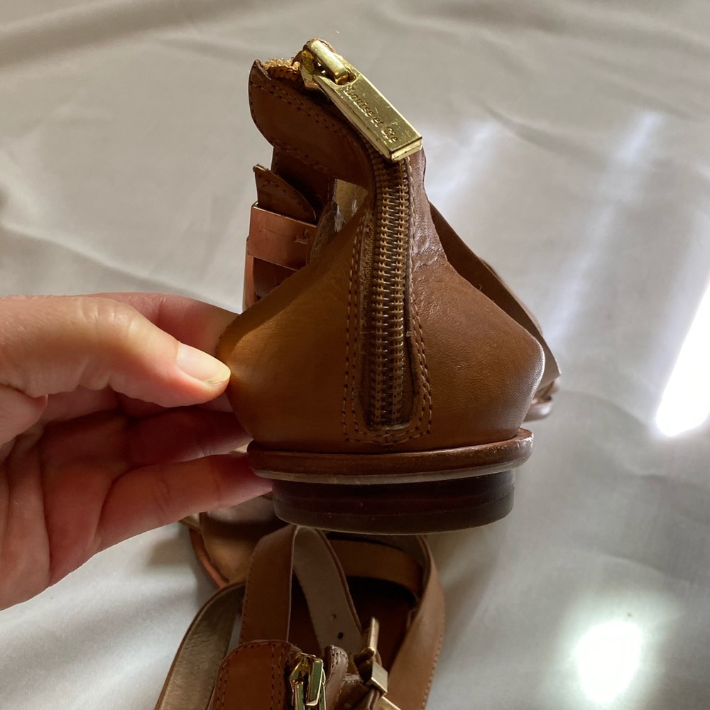 Louise Et. Cie Leather Tan Sandals Size 10 - Picture 5 of 8